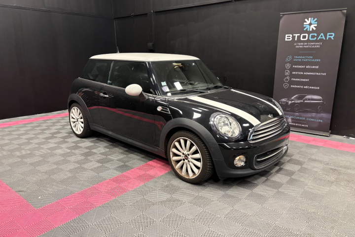 MINI HATCH R56