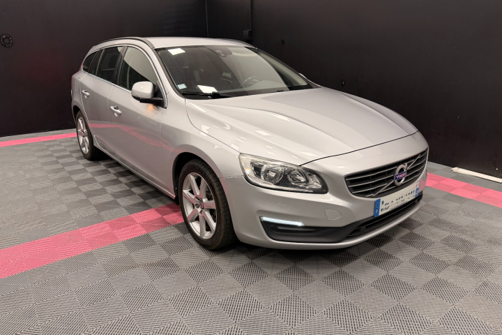 VOLVO V60 BUSINESS