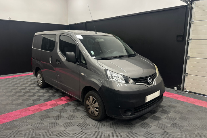 NISSAN NV200 COMBI