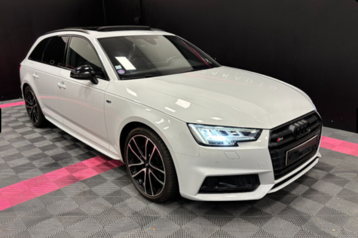AUDI S4 AVANT
