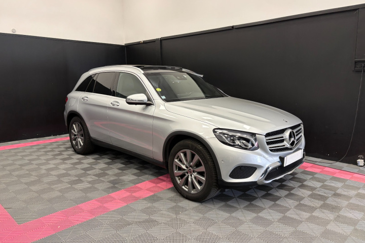 MERCEDES GLC