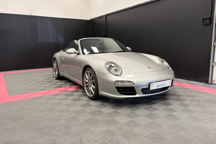 PORSCHE 911 CARRERA CABRIOLET 997