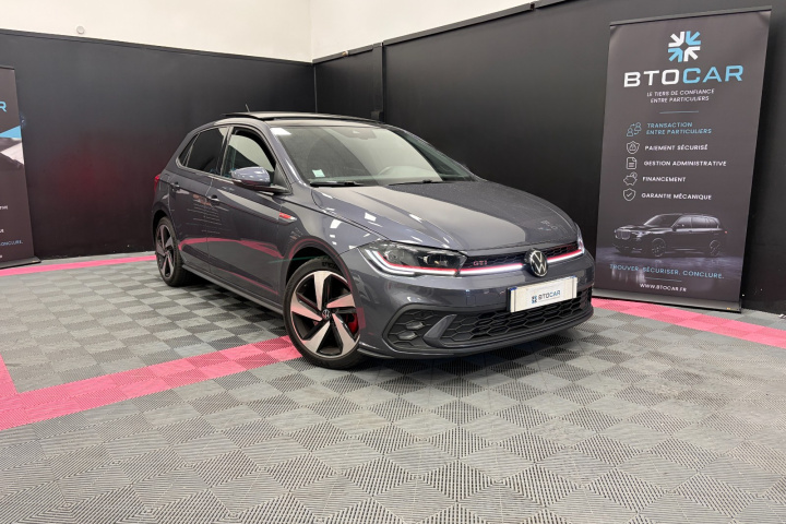 VOLKSWAGEN POLO